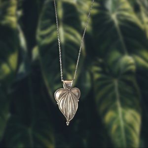 Fine silver leaf pendant